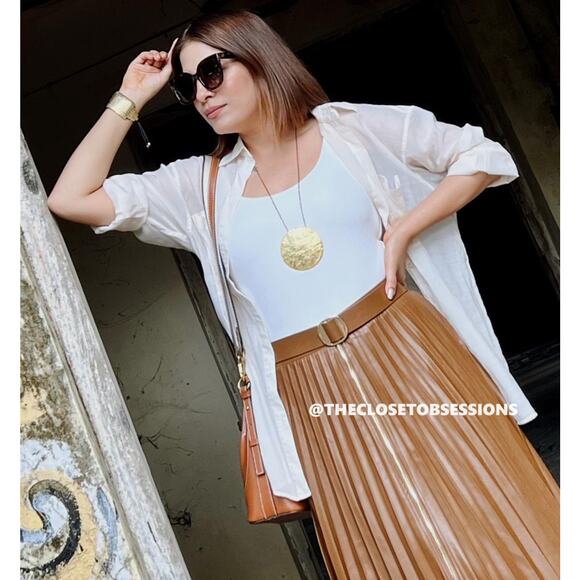 ZARA High-Waisted Pleated Skirt NWT LAST ONE!!! - Picture 10 of 16